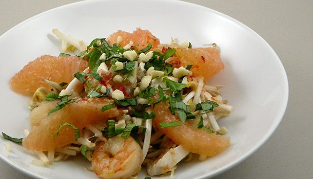 Salade vietnamienne au pamplemousse