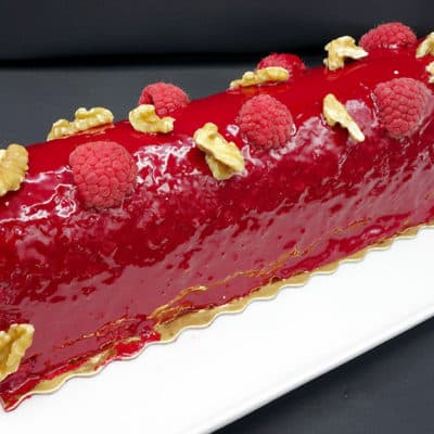 Bûche glacée framboises noix