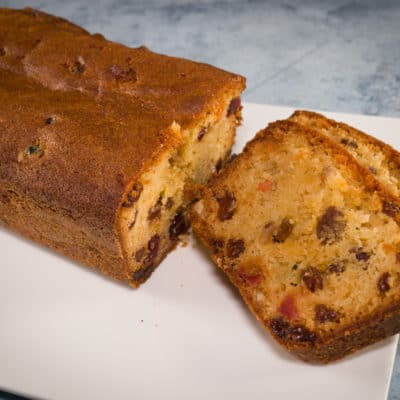 Cake fruits confits raisins secs