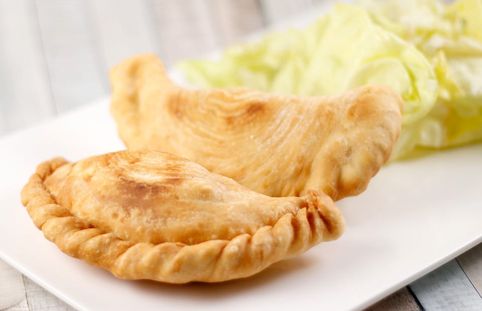 Chicken curry puff