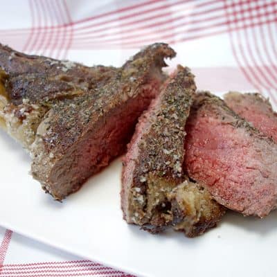 Côte de boeuf en croûte de sel