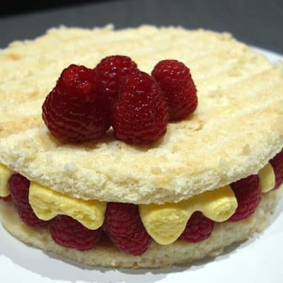 Entremets aux framboises