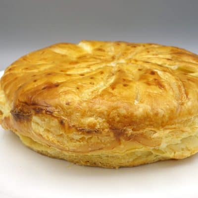 Galette des rois au pralin et purée d'amandes