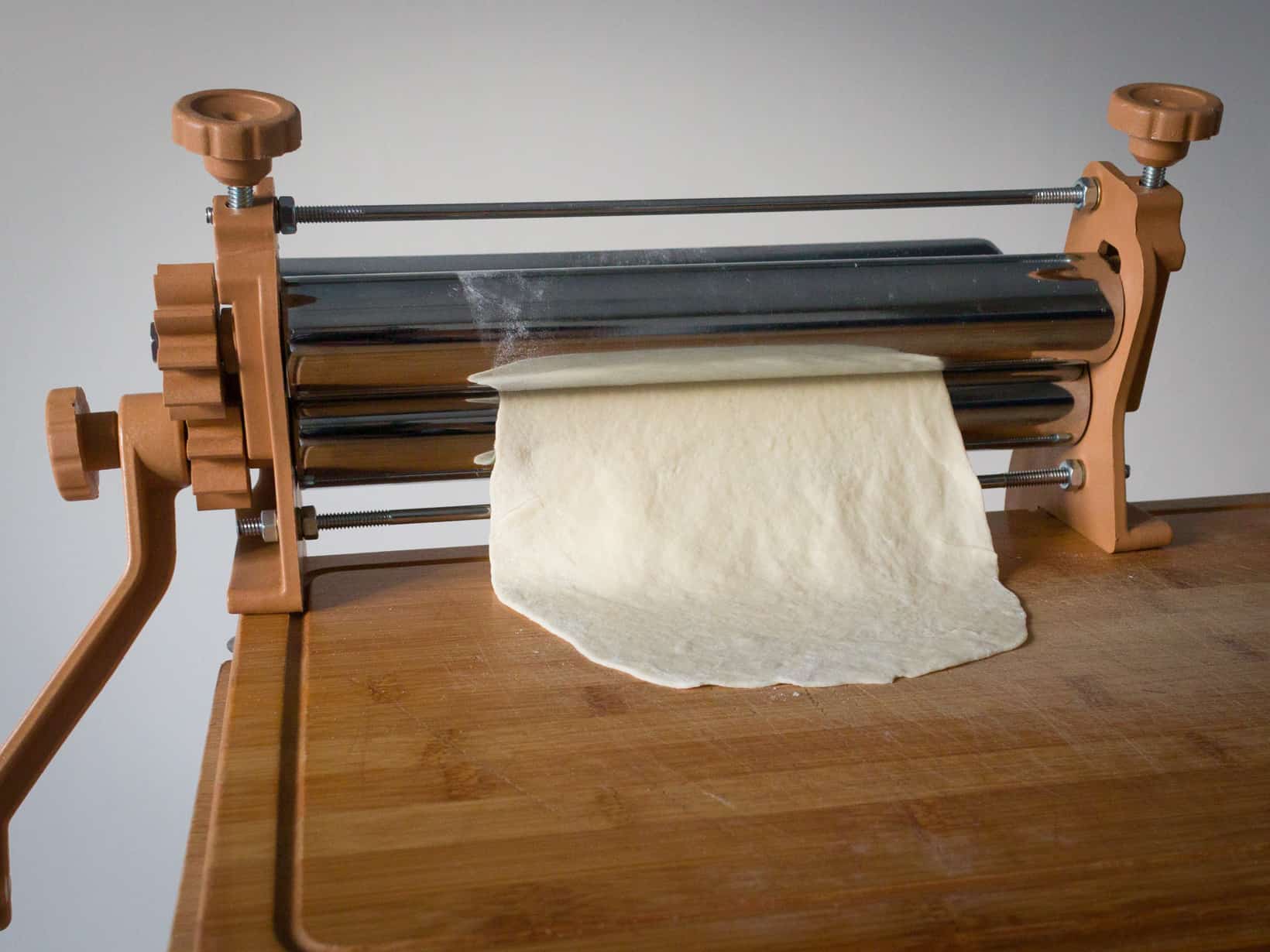 Laminoir Dough Sheeter : Des pâtes de compét dans ma cuisine - Simple &  Gourmand