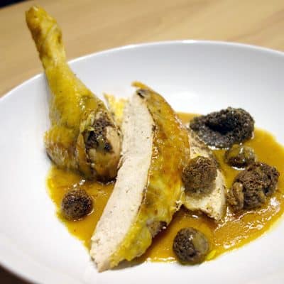 Poularde au vin jaune et aux morilles