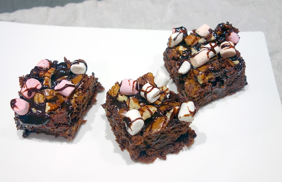 Rocky road cake