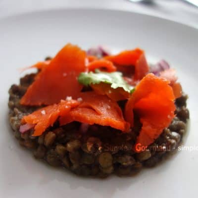 Salade de lentilles au saumon fumé