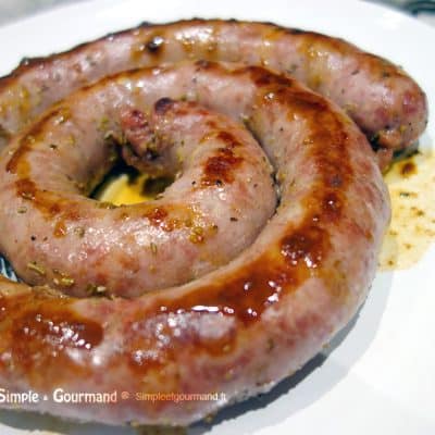 Saucisse au vin blanc