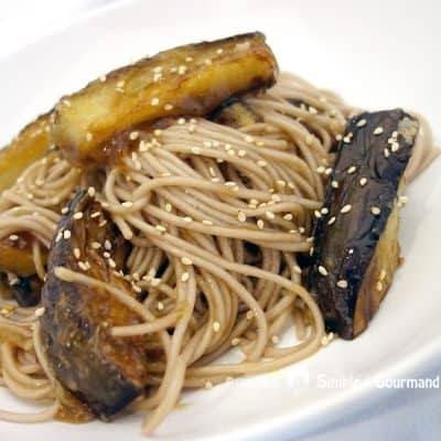 Nouilles soba aubergine à la japonaise