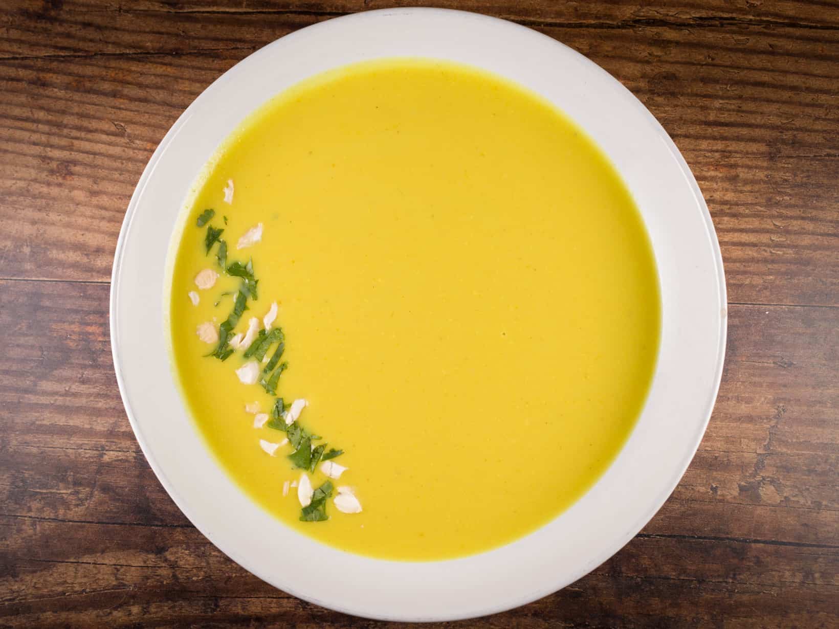 Soupe chou fleur noix de cajou coriandre
