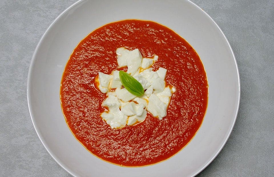 Soupe tomates cerises rôties mozzarella