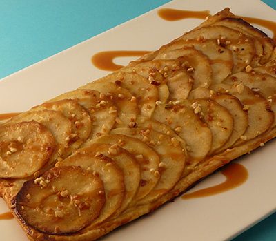 Tarte fine aux pommes sauce caramel