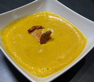 Velouté de potiron aux girolles